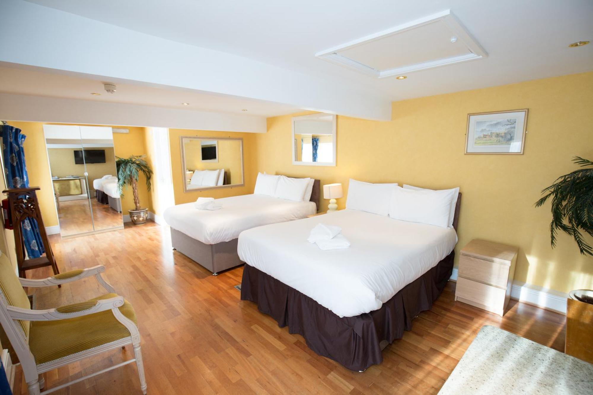 The Peacock Townhouse Hotel Kenilworth - Warwick 외부 사진