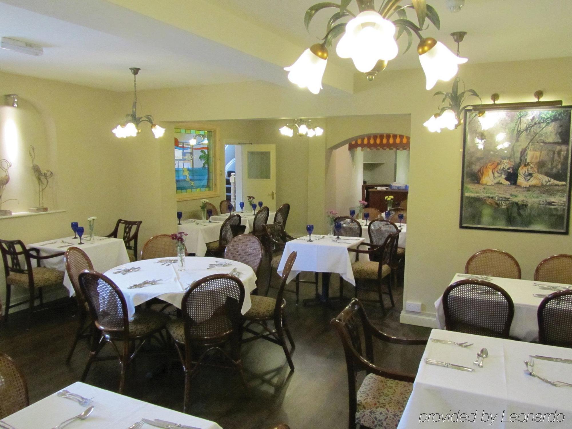 The Peacock Townhouse Hotel Kenilworth - Warwick 레스토랑 사진